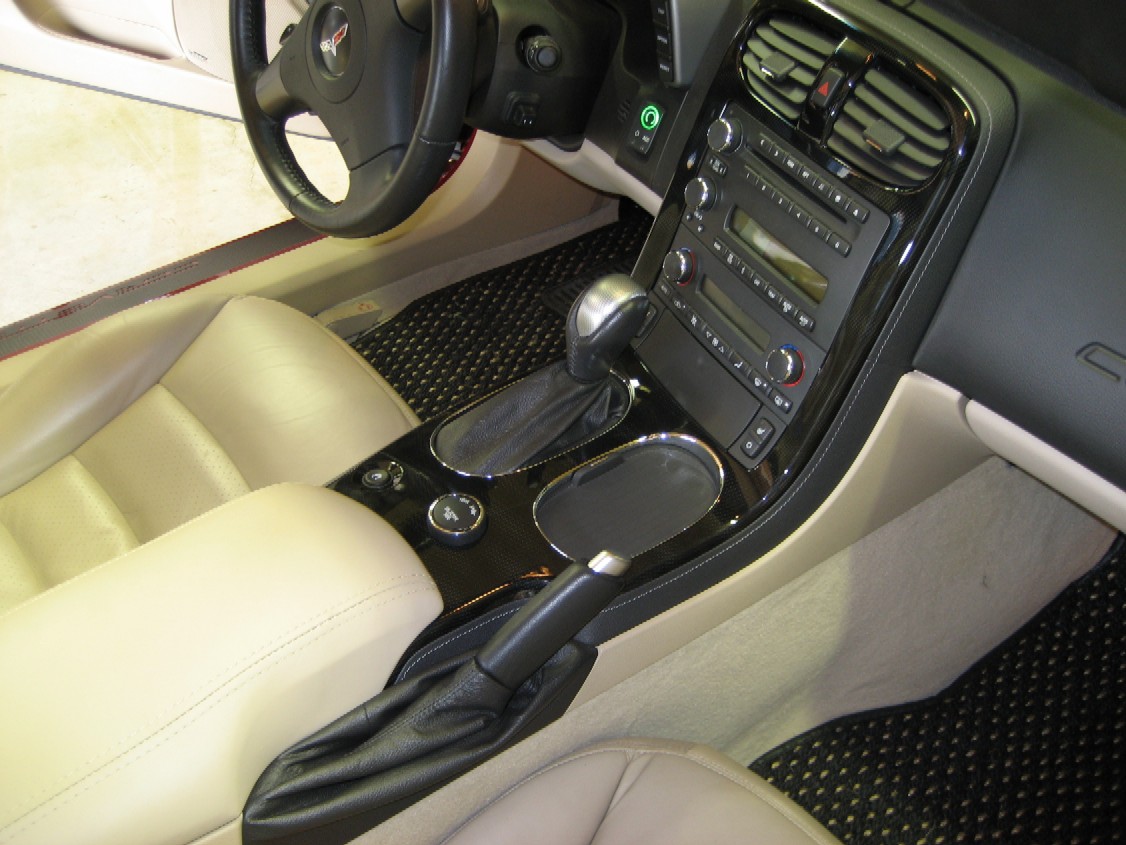 Refinish and Hydrocarbon Dip 2008-2010 Black Carbon Fiber w/ Leather Trim Console Bezel, C6 Corvette